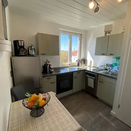 公寓 Moderne Dachwohnung